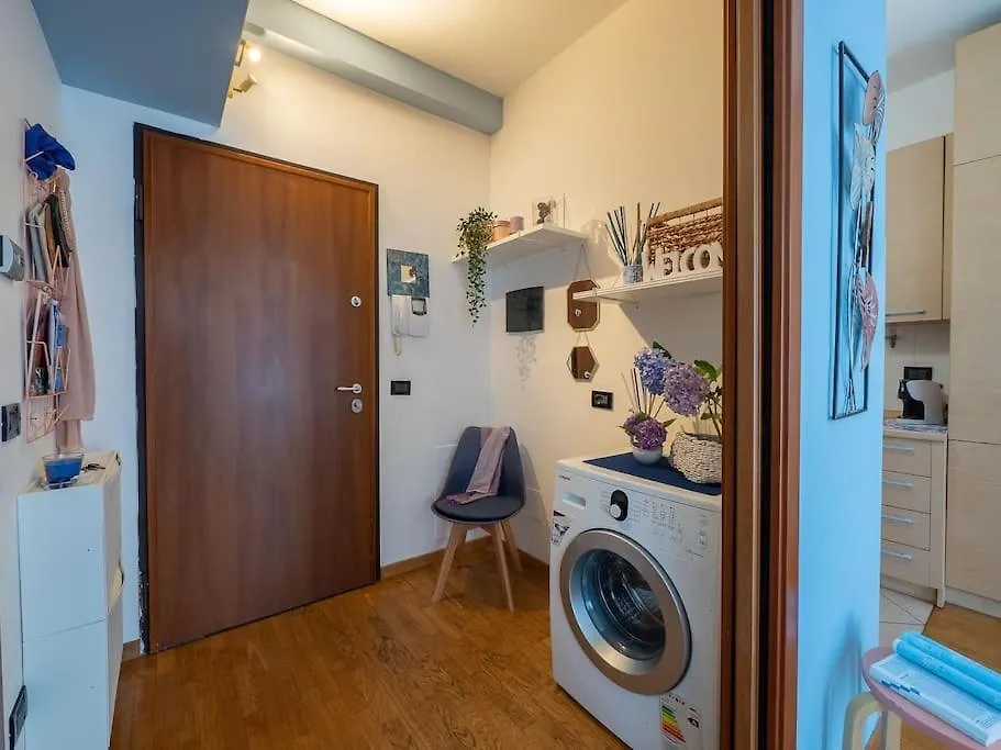 Glamour Home Milan 0*,  Italy